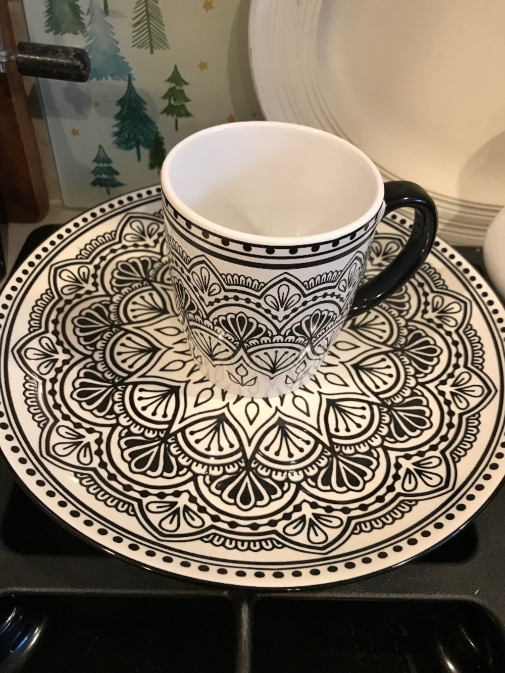 Black and White dish and coffee mug pottery set• New
